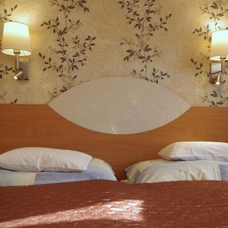 Hotel Csigahaz Panzio Gyula Zewnętrze zdjęcie