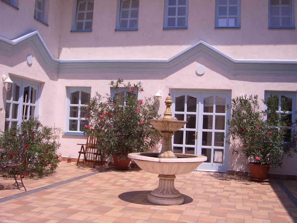 Hotel Csigahaz Panzio Gyula Zewnętrze zdjęcie