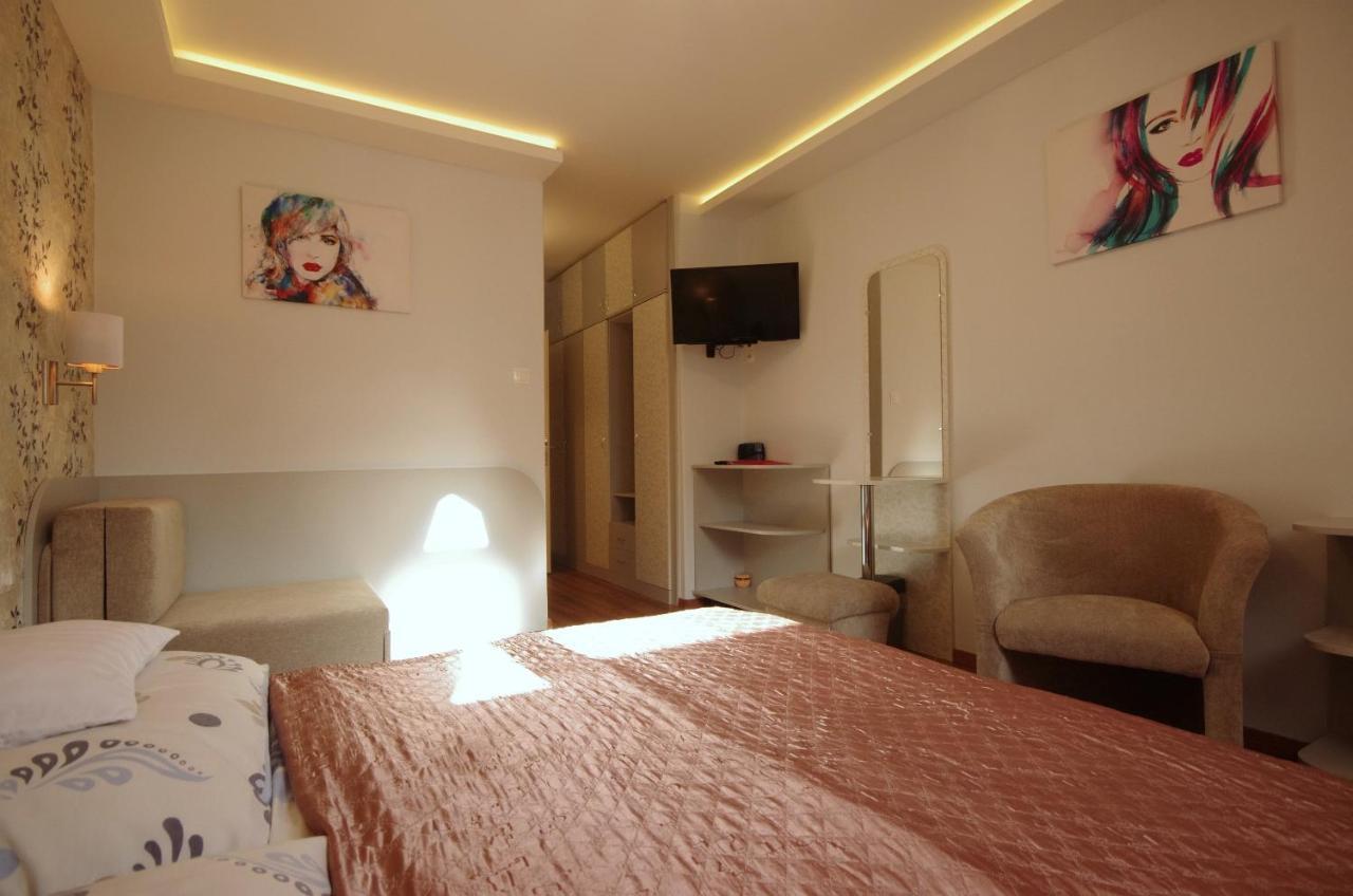 Hotel Csigahaz Panzio Gyula Zewnętrze zdjęcie